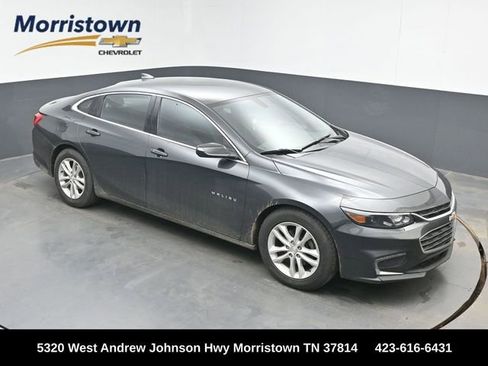 Used 2018 Chevrolet Malibu LT FWD image 1