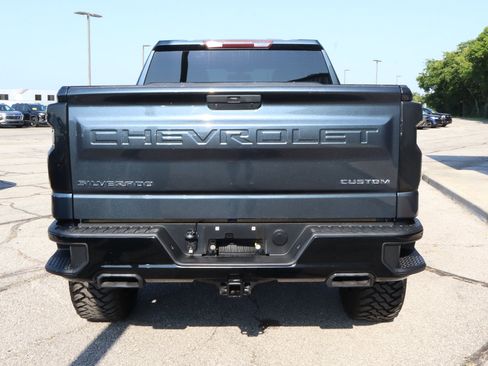 Used 2020 Chevrolet Silverado 1500 Custom Trail Boss w/ Custom Convenience Package AWD/4WD image 5