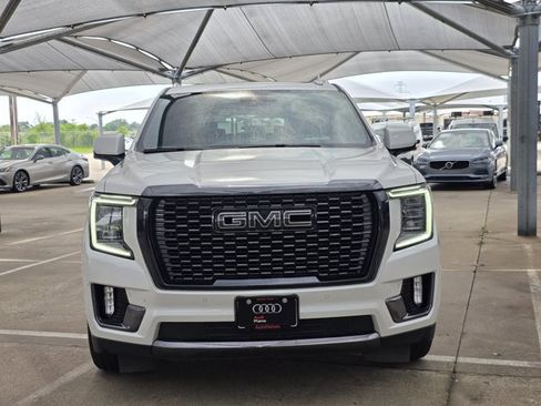 Used 2023 GMC Yukon Denali Ultimate image 2