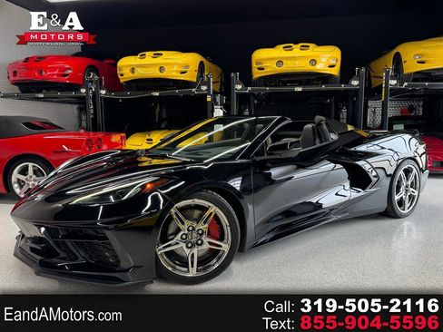 Used 2021 Chevrolet Corvette Stingray Preferred Conv w/ Z51 Performance Package RWD image 1