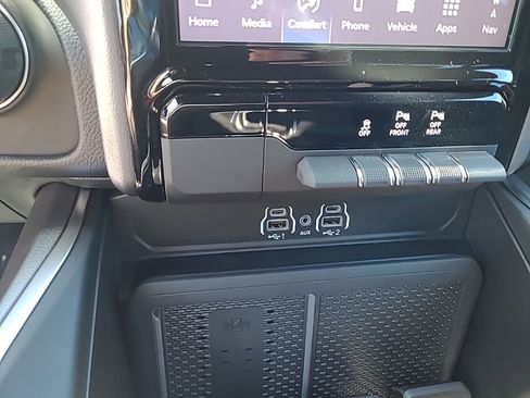 New 2026 RAM 1500 Big Horn AWD/4WD image 28