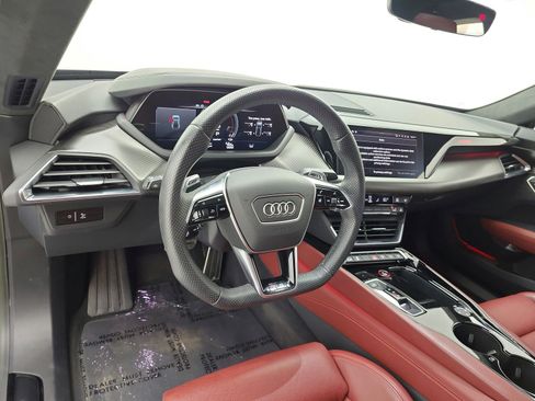 Used 2024 Audi RS e-tron GT image 9