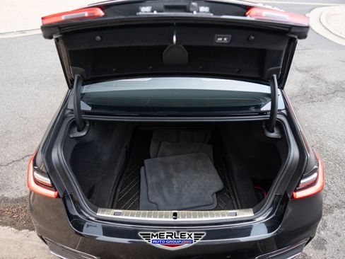 Used 2020 BMW 750i xDrive w/ M Sport Package image 53