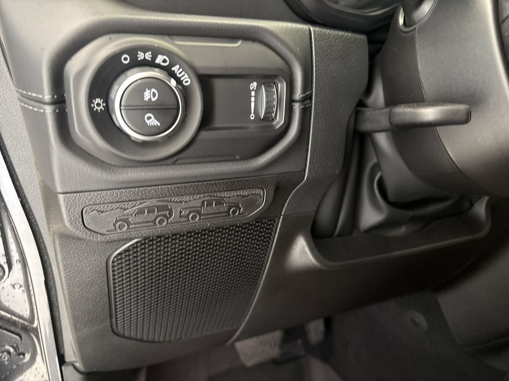 New 2026 Jeep Gladiator Sport AWD/4WD image 18