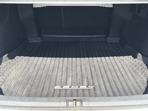 Used 2018 Toyota Camry SE image 28