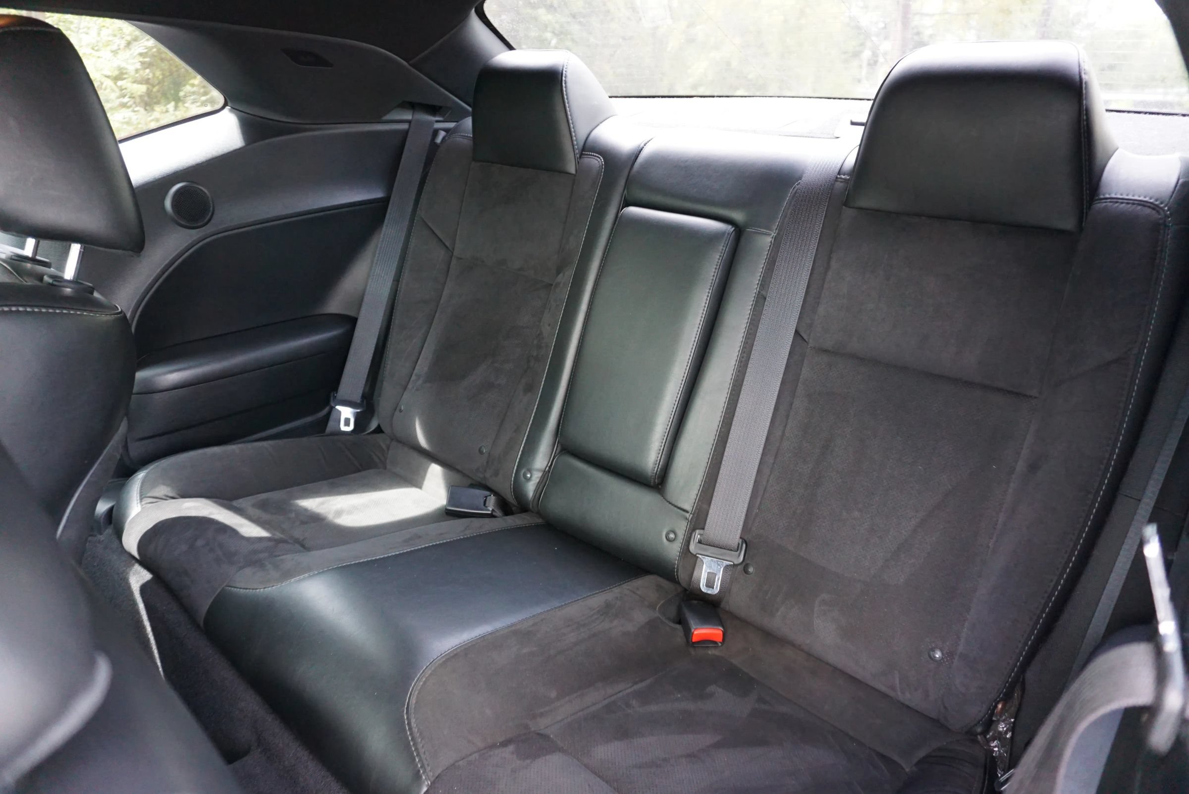 Used 2016 Dodge Challenger R/T Scat Pack w/ Leather Interior Group RWD image 14