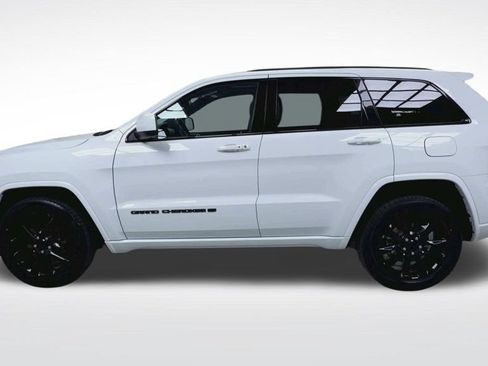 Used 2022 Jeep Grand Cherokee Laredo X AWD/4WD image 22