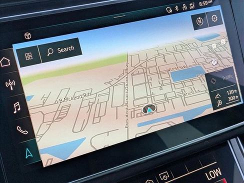 Used 2022 Audi Q8 Premium Plus w/ Premium Plus Package image 12