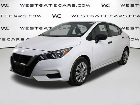 Used 2021 Nissan Versa S image 39