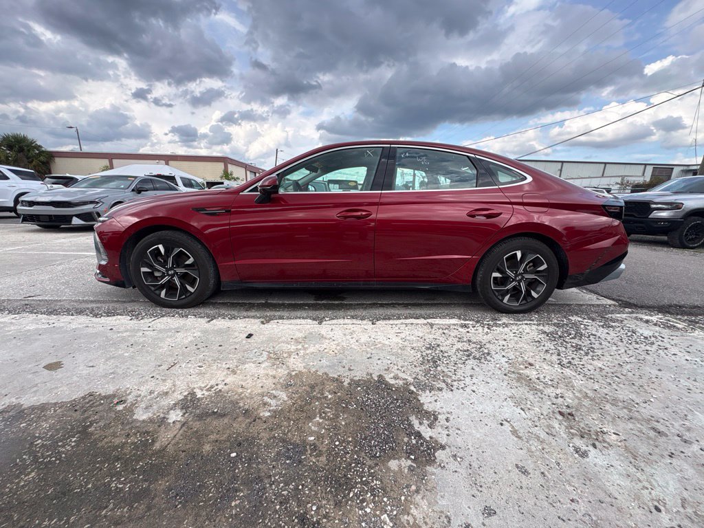 Used 2025 Hyundai Sonata SEL FWD image 6