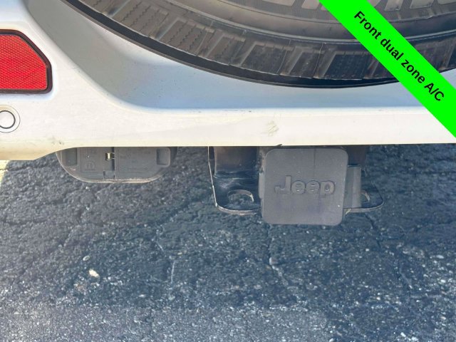 Used 2021 Jeep Wrangler Unlimited Sahara AWD/4WD image 37
