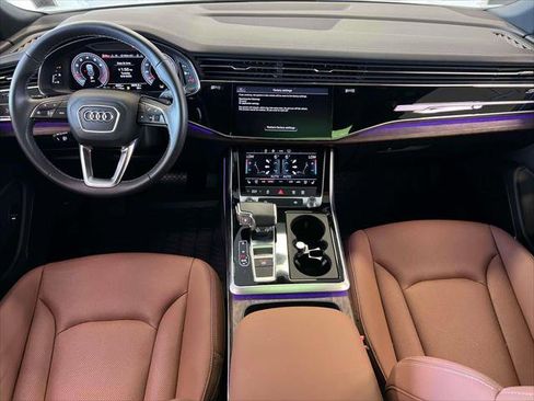 Used 2025 Audi Q8 Premium Plus image 12
