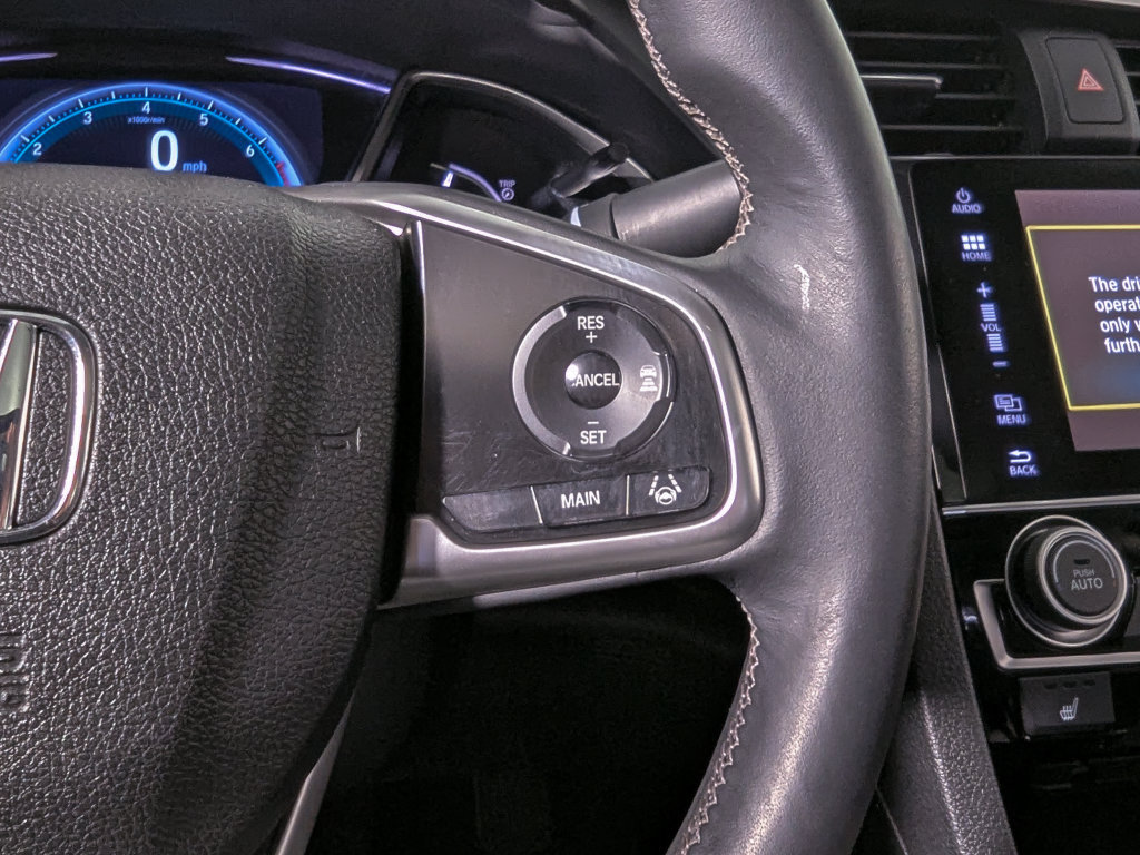 Used 2016 Honda Civic Touring image 30