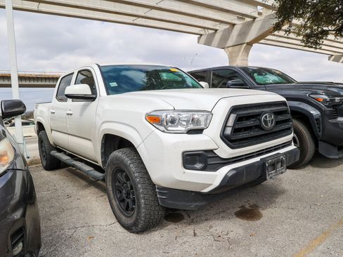 Used 2023 Toyota Tacoma SR image 5