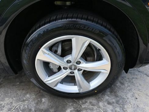 Used 2020 Audi Q5 2.0T Premium Plus w/ Premium Plus Package AWD/4WD image 11