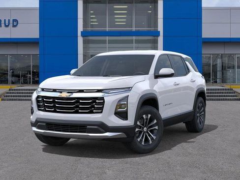 New 2026 Chevrolet Equinox LT image 30
