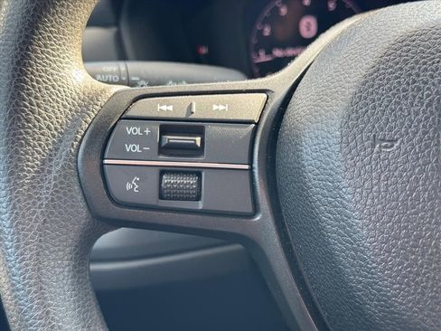 Used 2025 Honda Accord LX image 16