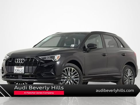 Used 2023 Audi Q3 2.0T Premium w/ Convenience Package AWD/4WD image 1
