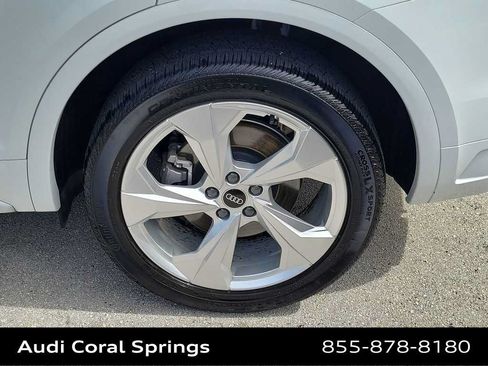 Certified 2023 Audi Q5 2.0T Premium Plus w/ Premium Plus Package AWD/4WD image 16