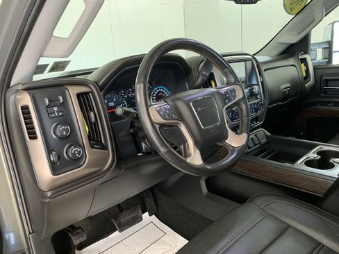 Used 2018 GMC Sierra 2500 Denali w/ Duramax Plus Package image 16
