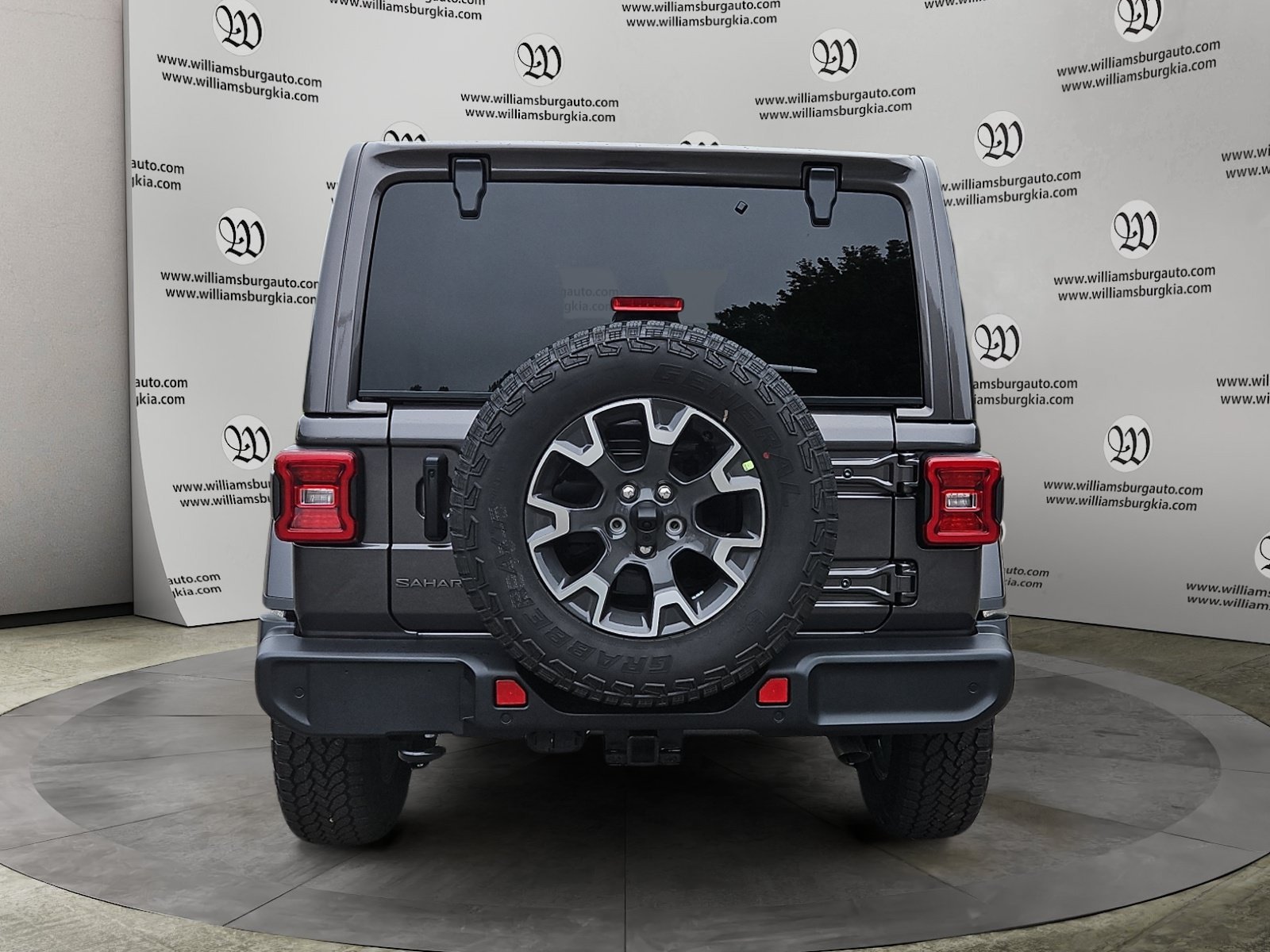 New 2027 Jeep Wrangler Unlimited Sahara AWD/4WD image 4