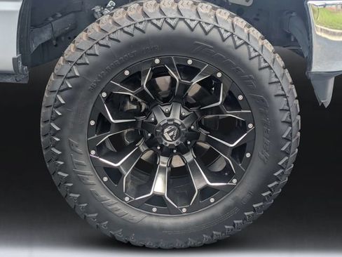 Used 2025 Ford F150 XLT w/ Equipment Group 301A Standard AWD/4WD image 11
