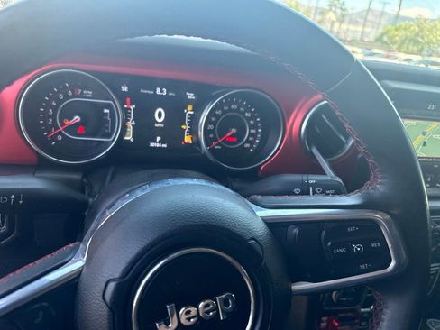 Used 2022 Jeep Gladiator Rubicon w/ Trailer Tow Package AWD/4WD image 23