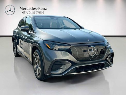 Used 2023 Mercedes-Benz EQE 350+ 4MATIC SUV w/ AMG Line Exterior Package image 3