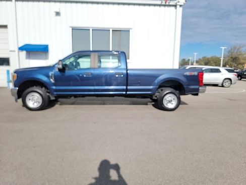 Used 2019 Ford F250 XL w/ Power Equipment Group image 2