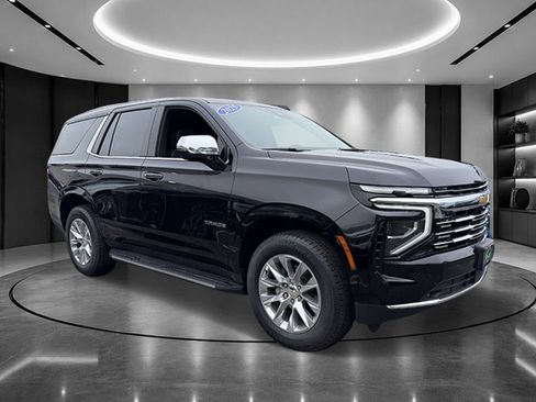 Certified 2025 Chevrolet Tahoe Premier AWD/4WD image 2