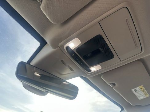 Used 2025 Honda CR-V EX-L image 14