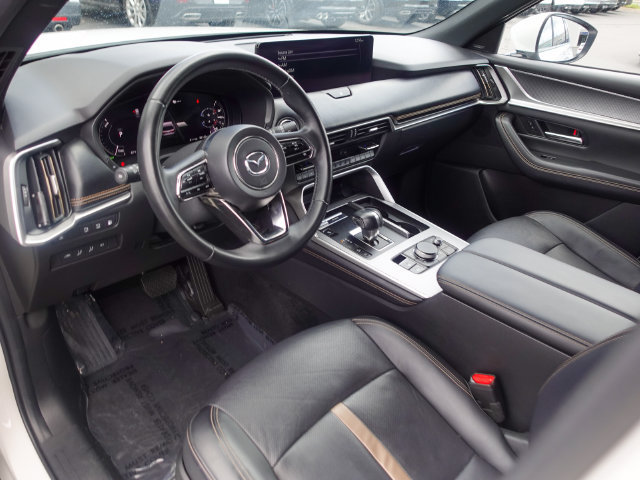 Used 2024 MAZDA CX-90 Plug-In Hybrid w/ Premium Plus AWD/4WD image 11