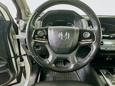 Used 2021 Honda Pilot Touring image 15