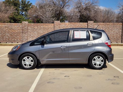 Used 2011 Honda Fit image 5