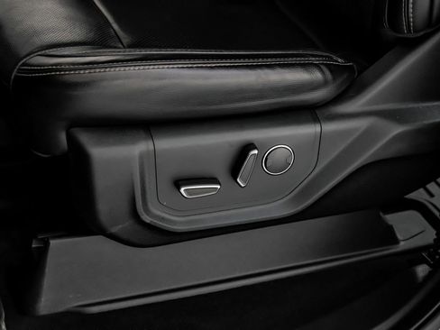 Used 2017 Ford F350 Lariat w/ Lariat Value Package image 38