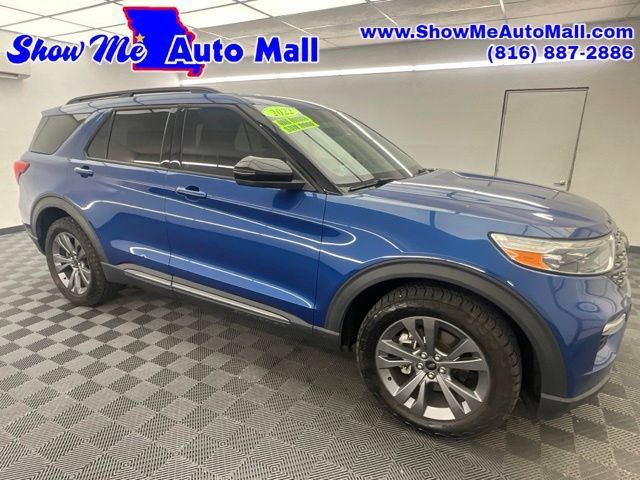 Used 2022 Ford Explorer XLT w/ Equipment Group 202A AWD/4WD image 1