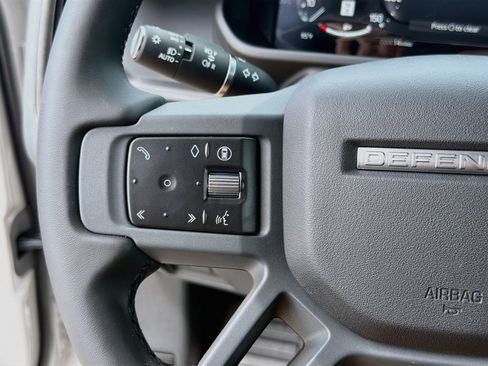 New 2026 Land Rover Defender 110 X-Dynamic SE AWD/4WD image 38