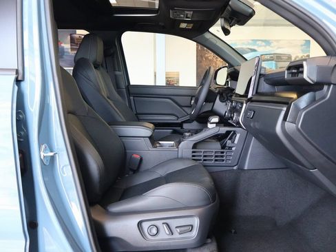Used 2026 Toyota 4Runner Limited AWD/4WD image 8