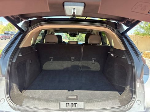 Certified 2025 Lincoln Corsair AWD w/ Equipment Group 101A image 9