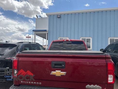 Used 2018 Chevrolet Silverado 1500 High Country AWD/4WD image 12