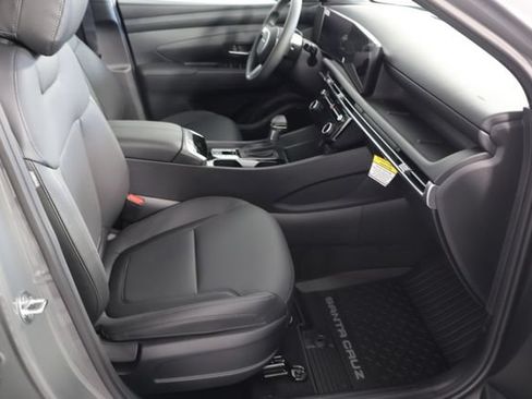 Used 2026 Hyundai Santa Cruz SEL AWD/4WD image 23
