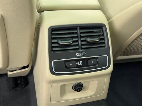 Used 2022 Audi A5 2.0T Premium image 41