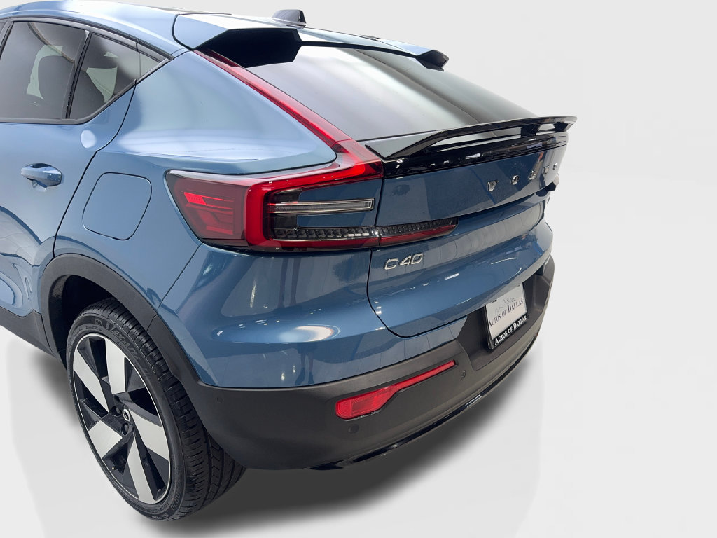 Used 2023 Volvo C40 P8 Recharge Ultimate AWD/4WD image 21
