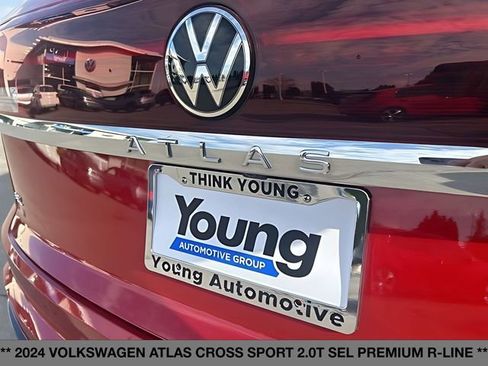 Used 2024 Volkswagen Atlas Cross Sport SEL Premium R-Line AWD/4WD image 12