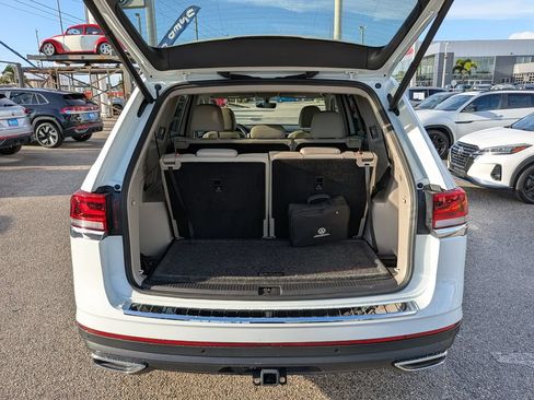 Certified 2023 Volkswagen Atlas SE FWD image 10