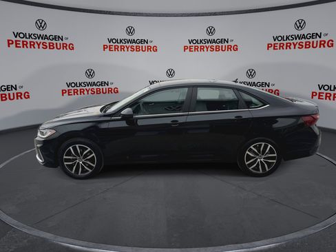 New 2026 Volkswagen Jetta SE image 5