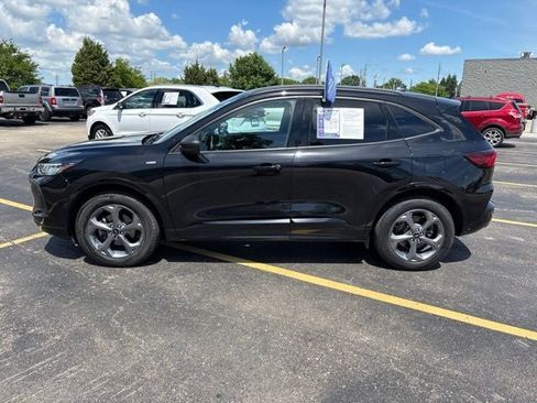 Used 2023 Ford Escape ST-Line w/ Tech Pack #1 AWD/4WD image 17