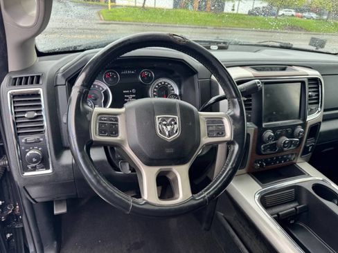 Used 2017 RAM 3500 Laramie AWD/4WD image 8