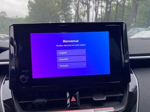 Used 2025 Toyota Corolla LE FWD image 13