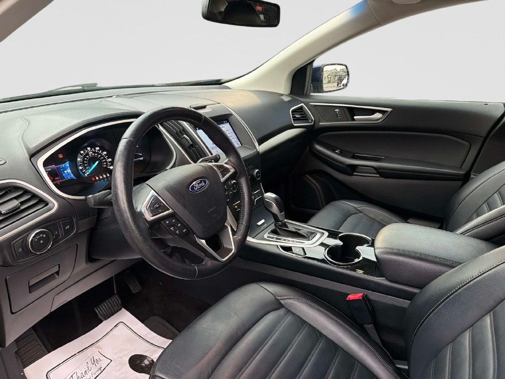 Used 2016 Ford Edge SEL w/ Equipment Group 201A AWD/4WD image 22